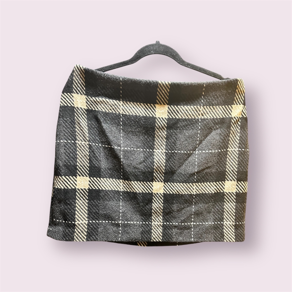 H&M Plaid Black and Cream Skirt